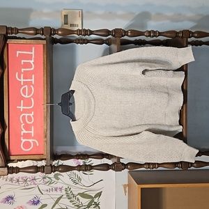 SUPER CUTE SOFT CHUNKY SWEATER